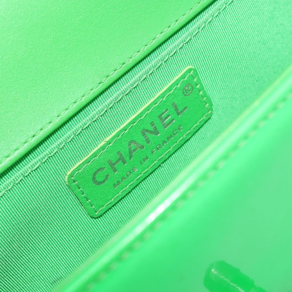 CHANEL Matelasse Chain Shoulder Bag Patent leather Green CC Auth 179242