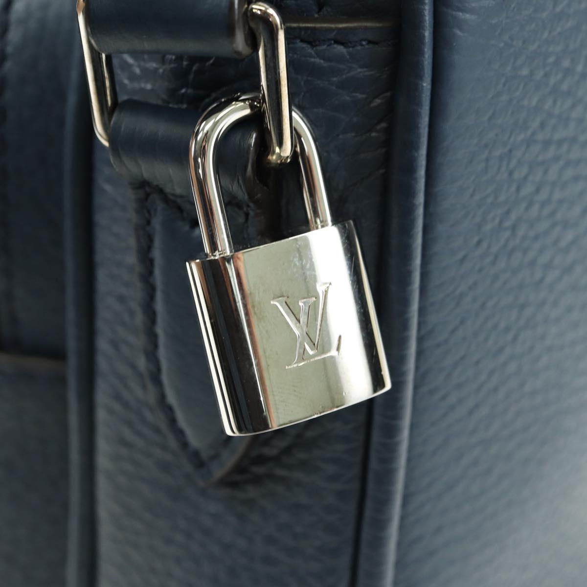 LOUIS VUITTON Amazon Shoulder Bag Taurillon Leather Navy M54302 LV Auth 179307SV