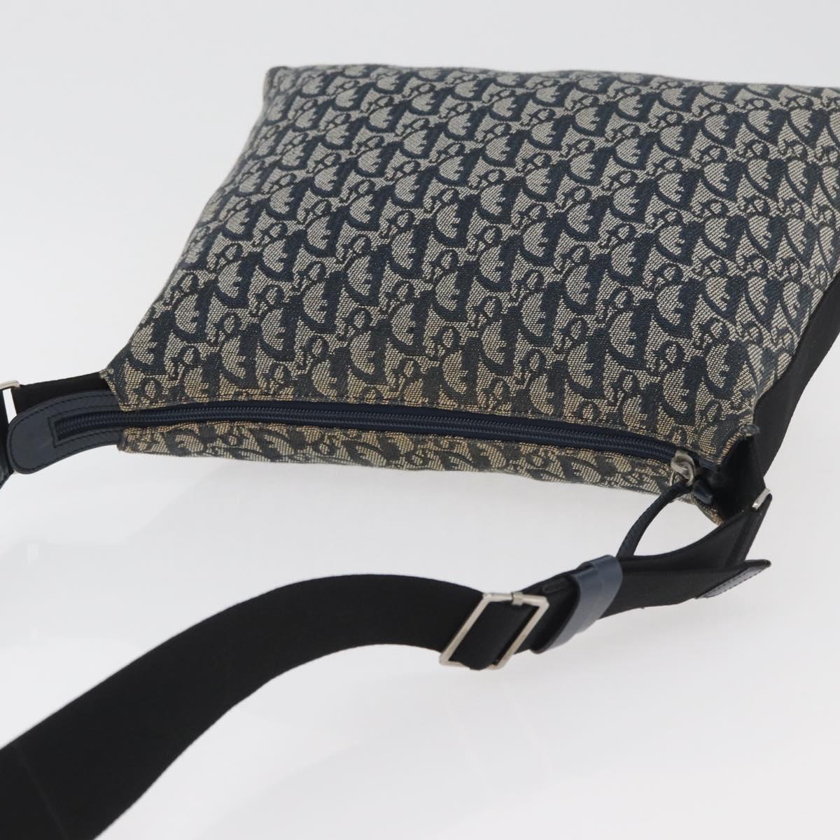 Christian Dior Trotter Canvas Shoulder Bag Navy Silver Auth 179394A