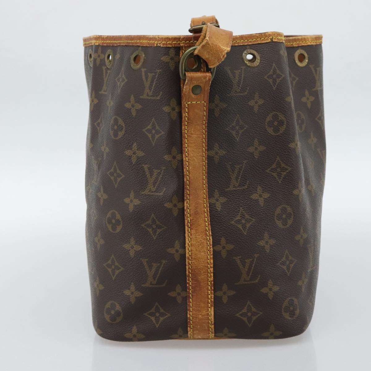 LOUIS VUITTON Monogram Petit Noe Shoulder Bag M42226 LV Auth 179545