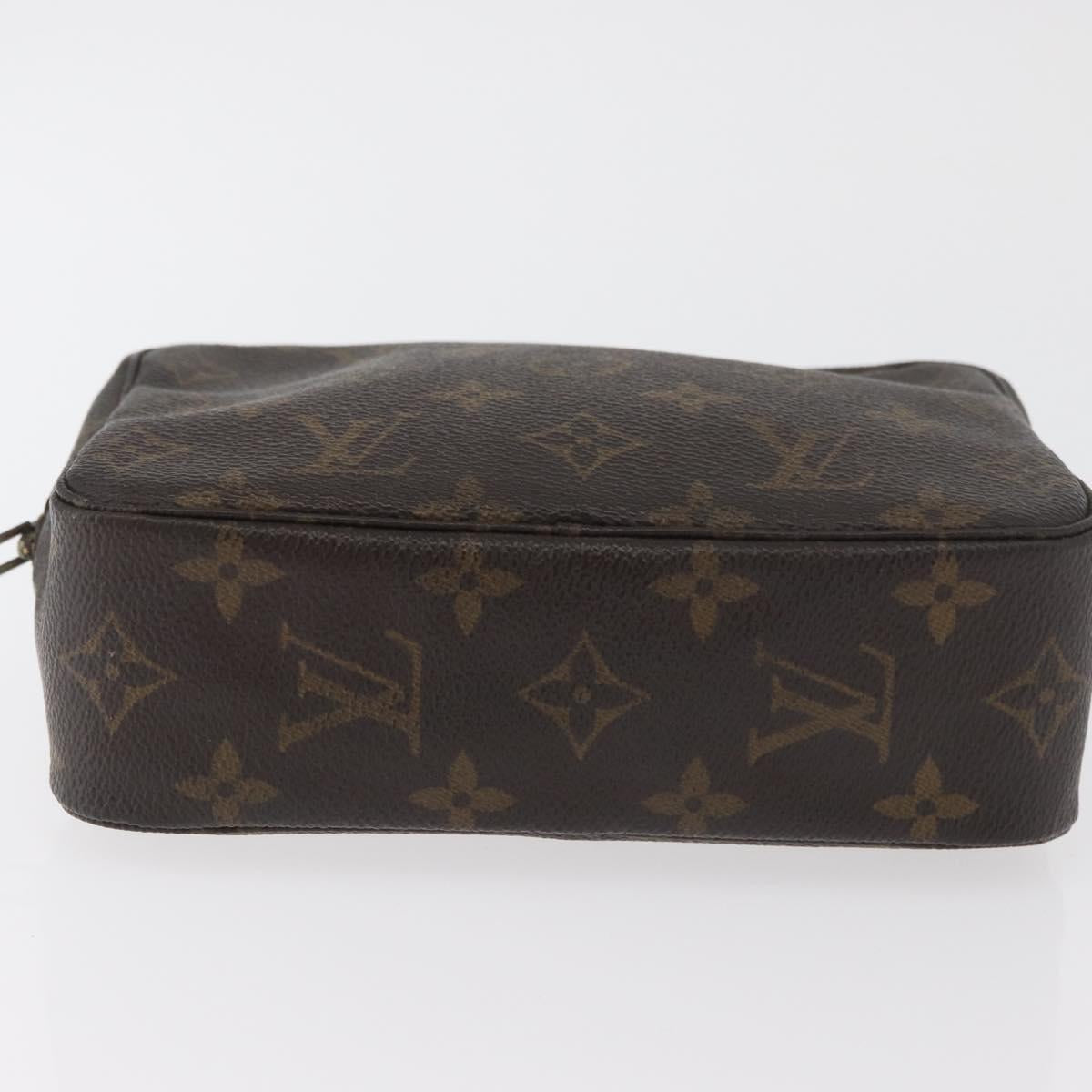 LOUIS VUITTON Monogram Trousse Toilette 18 Pouch M47526 LV Auth 179746