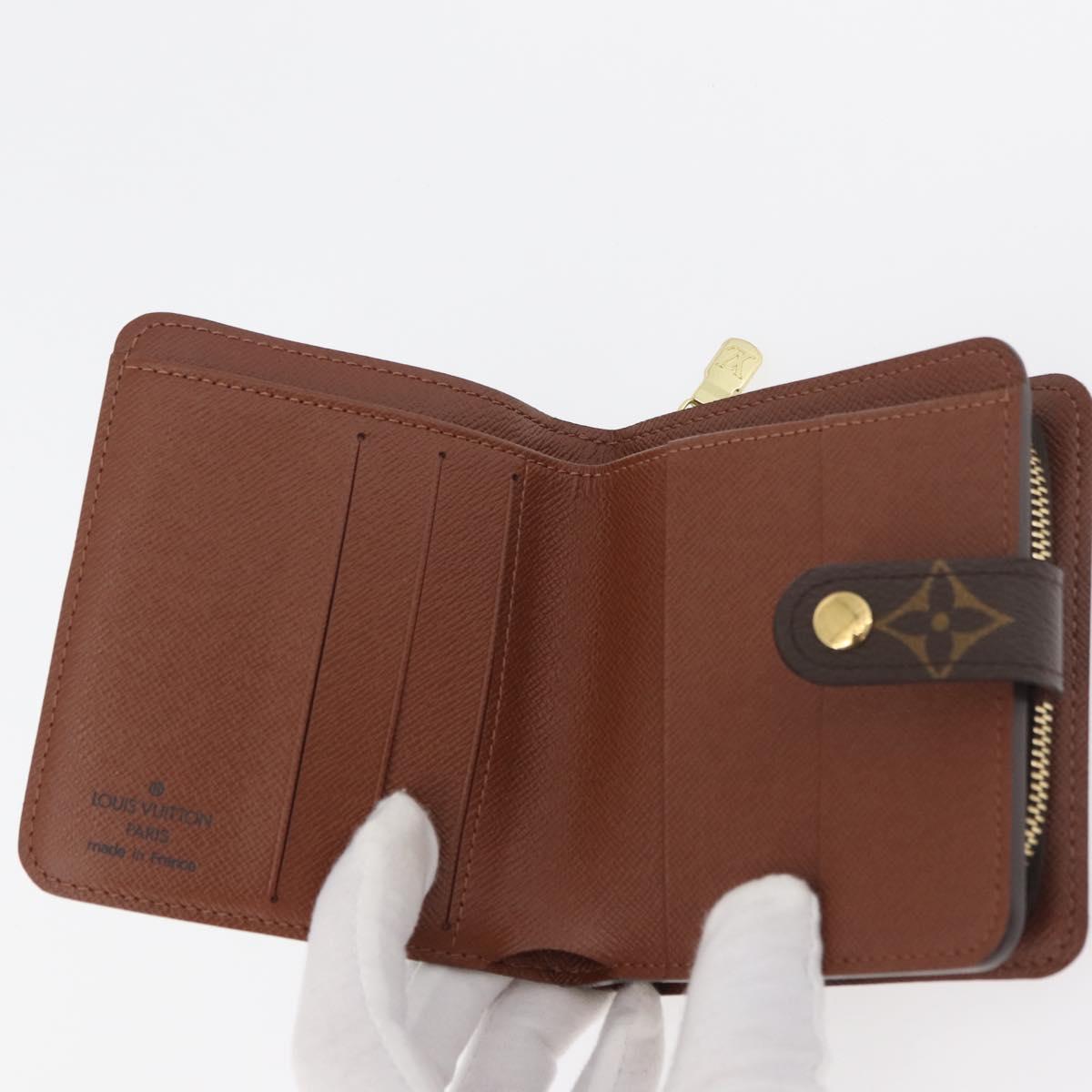 LOUIS VUITTON Monogram Compact Zip Wallet M61667 LV Auth 179767V