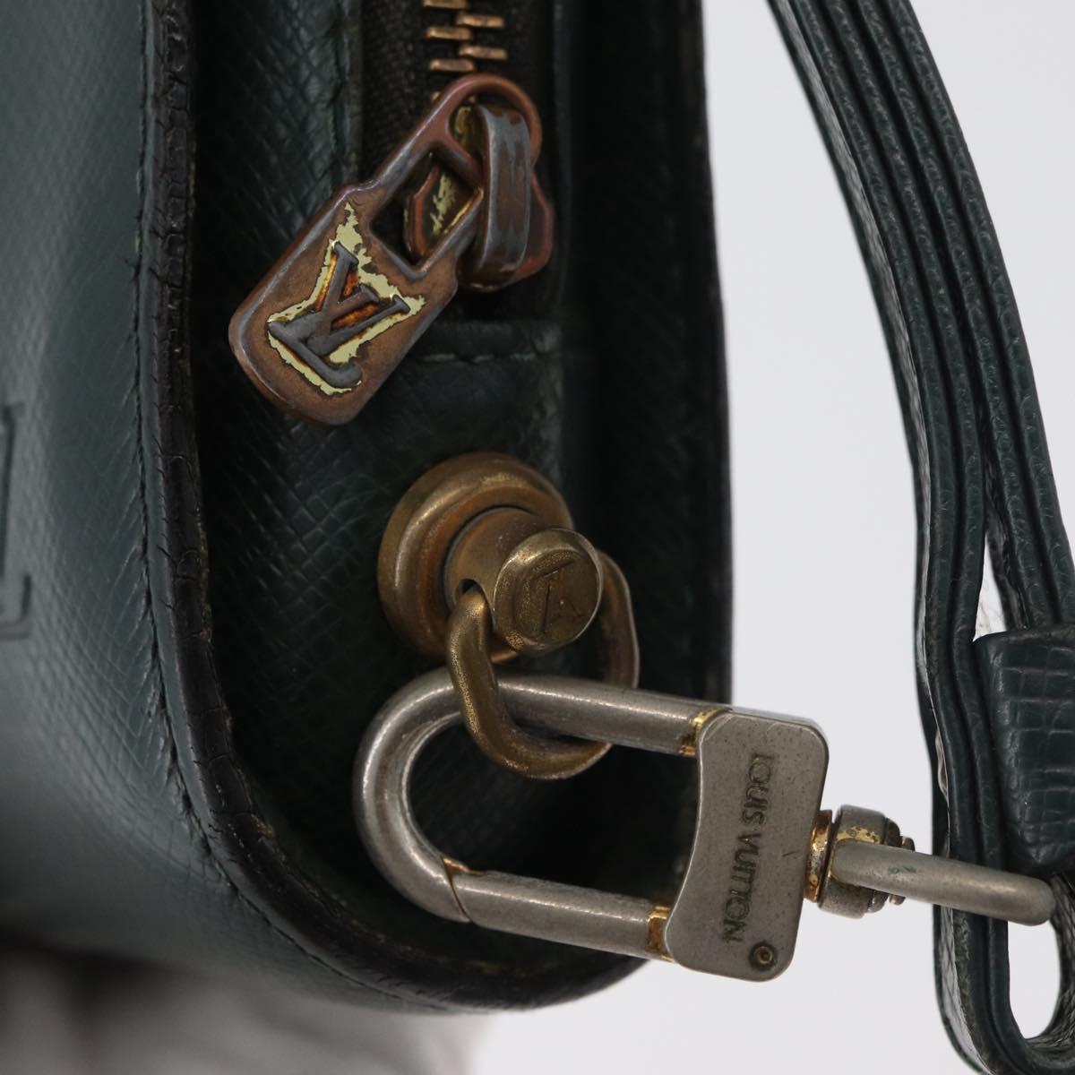 LOUIS VUITTON Taiga Baikal Clutch Bag Epicea M30184 LV Auth 179963