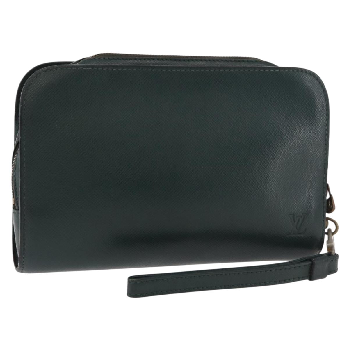 LOUIS VUITTON Taiga Baikal Clutch Bag Epicea M30184 LV Auth 179963