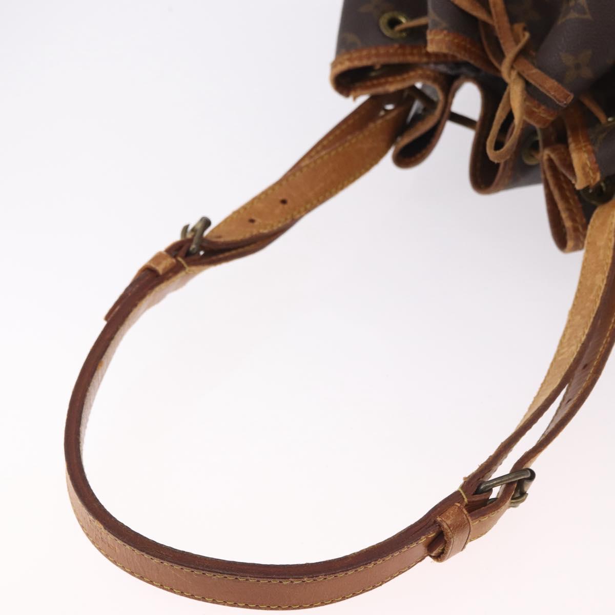 LOUIS VUITTON Monogram Noe Shoulder Bag M42224 LV Auth 180293