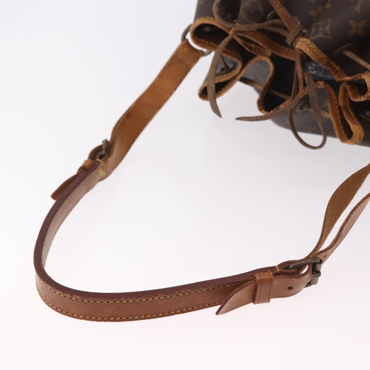 LOUIS VUITTON Monogram Noe Shoulder Bag M42224 LV Auth 180454