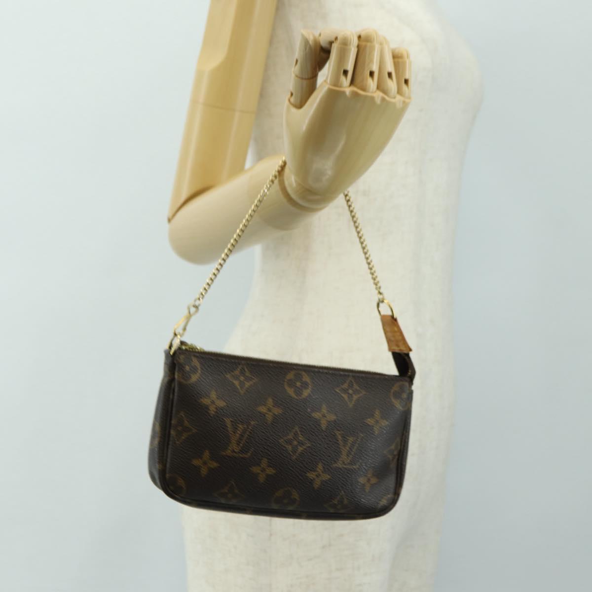 LOUIS VUITTON Monogram Mini Pochette Accessoires Pouch N41667 LV Auth 180474V