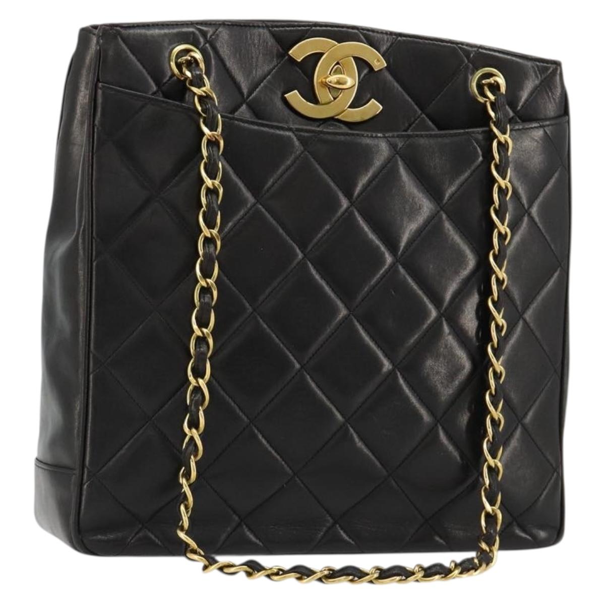 CHANEL Matelasse Chain Shoulder Bag Lamb Skin Black Gold CC Auth 180479SAV