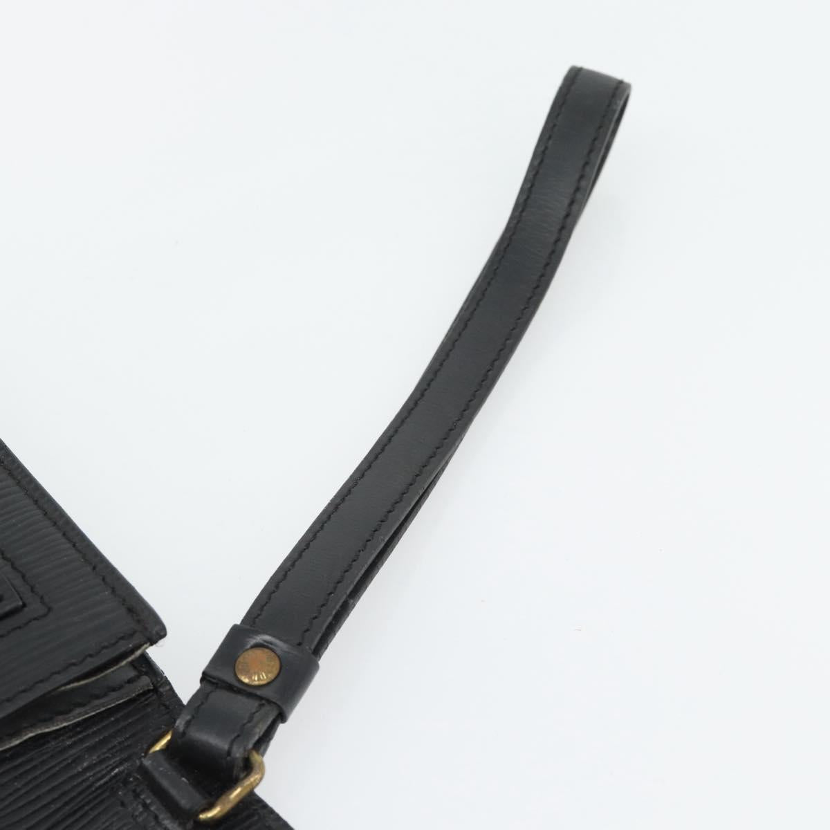 LOUIS VUITTON Epi Serie Dragonne Clutch Bag Black Noir M52612 LV Auth 180593