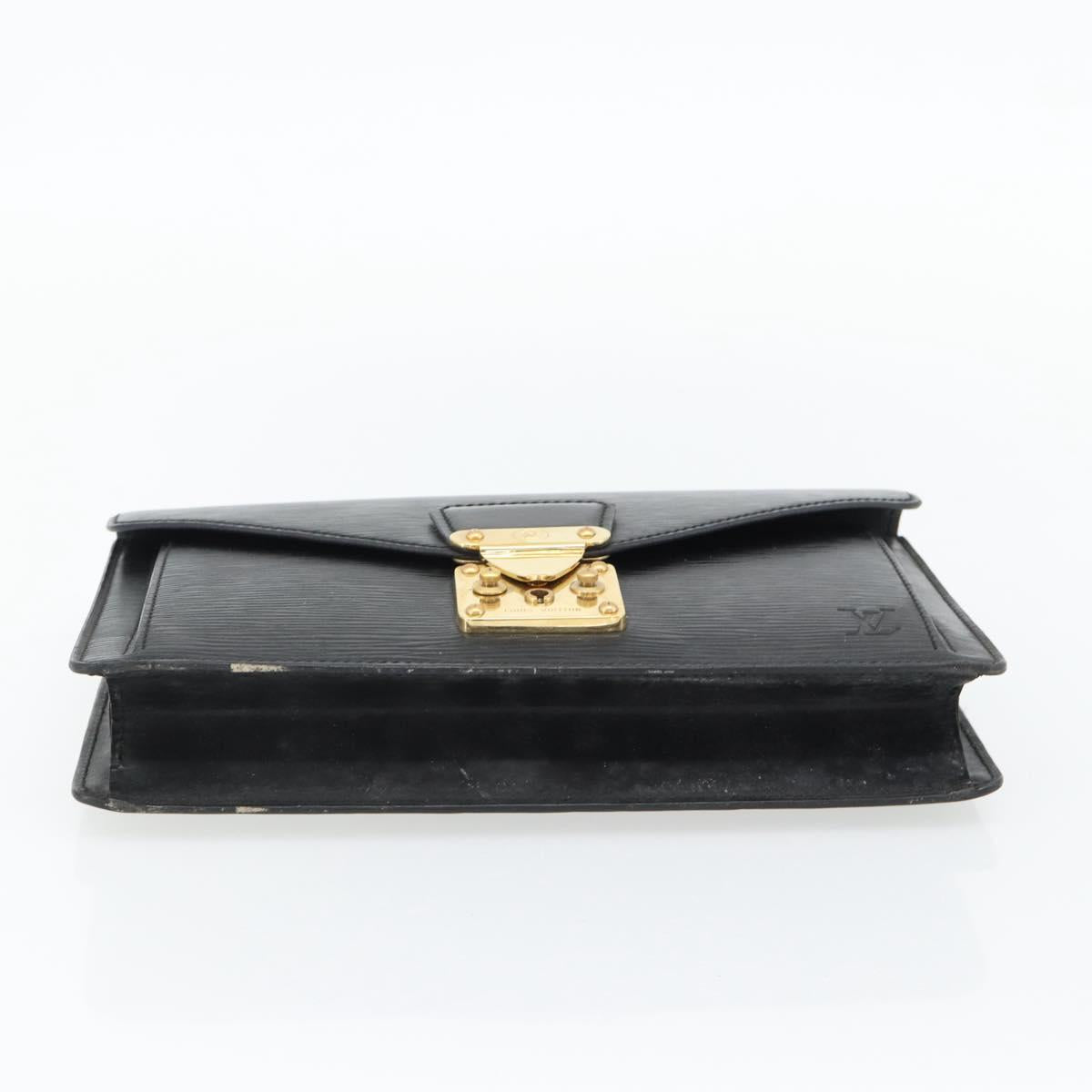 LOUIS VUITTON Epi Serie Dragonne Clutch Bag Black Noir M52612 LV Auth 180593