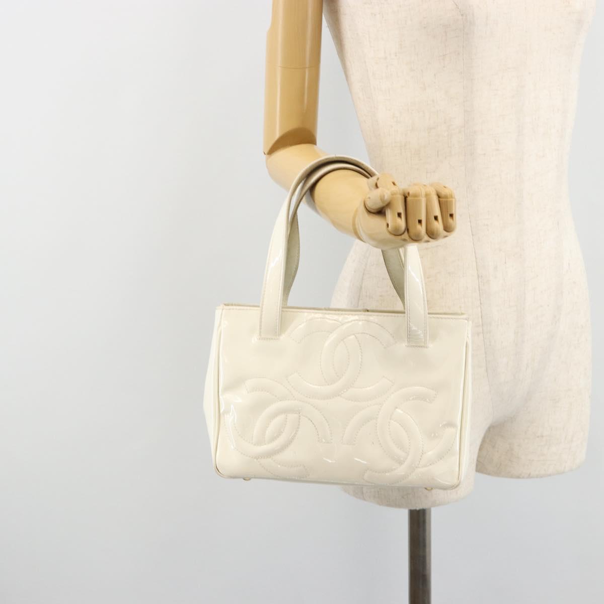 CHANEL Triple Coco Hand Bag Patent leather White CC Auth 180698