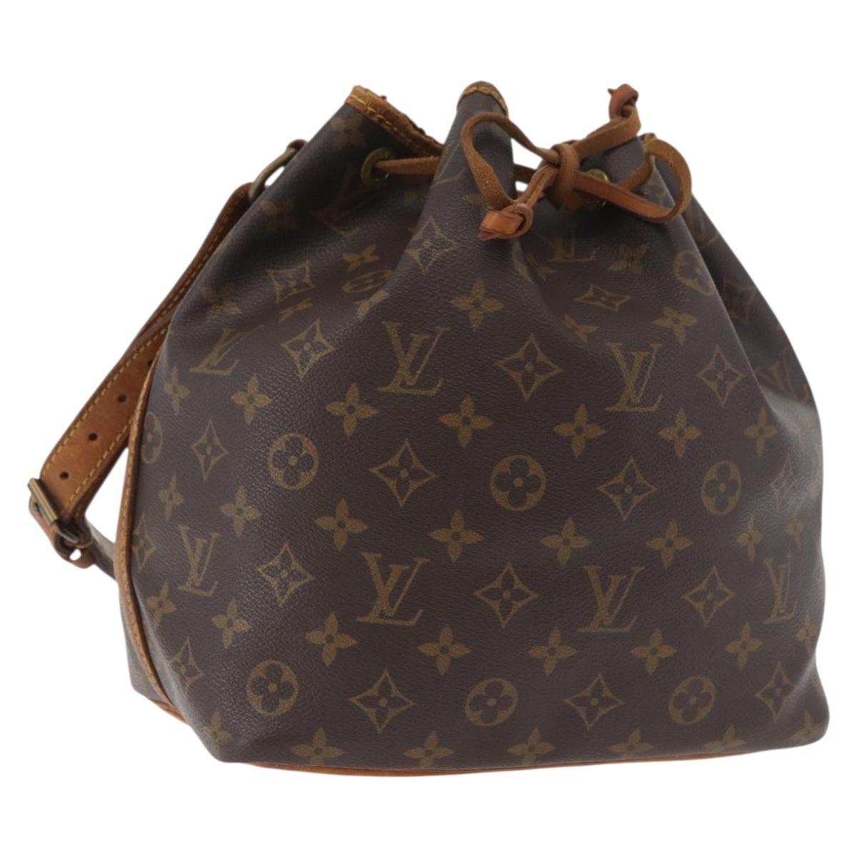 LOUIS VUITTON Monogram Petit Noe Shoulder Bag M42226 LV Auth 180742