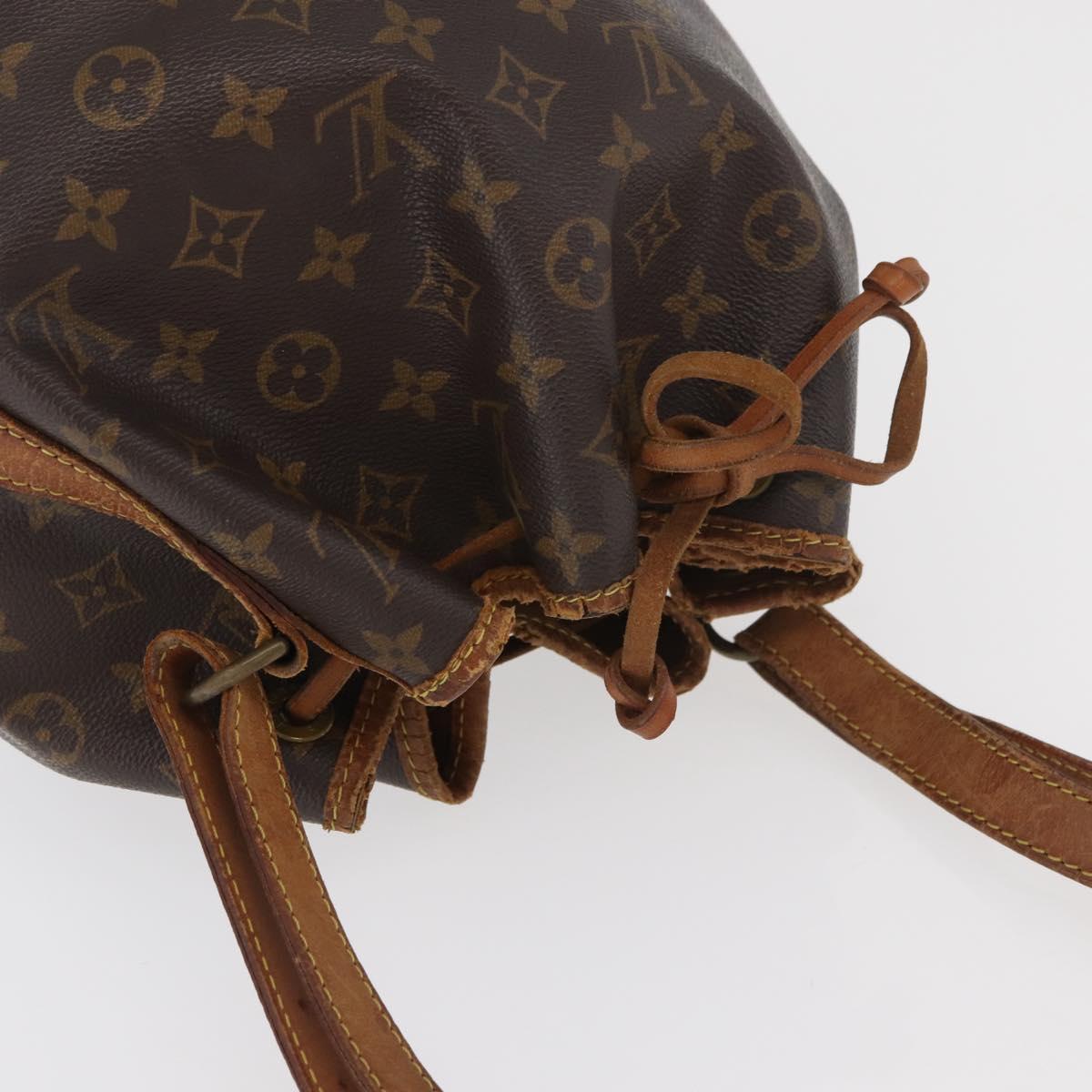 LOUIS VUITTON Monogram Petit Noe Shoulder Bag M42226 LV Auth 180742