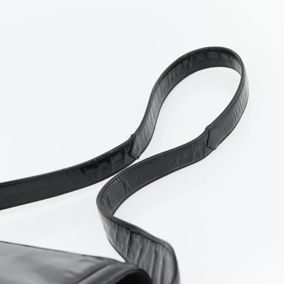 CHANEL Shoulder Bag Patent leather Black Gold CC Auth 180857