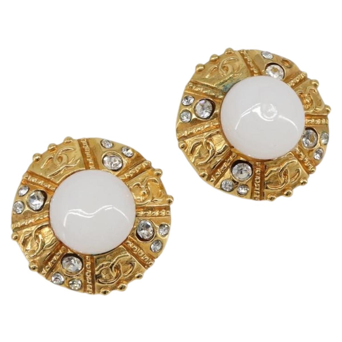 CHANEL Earring metal Gold Tone CC Auth 180937