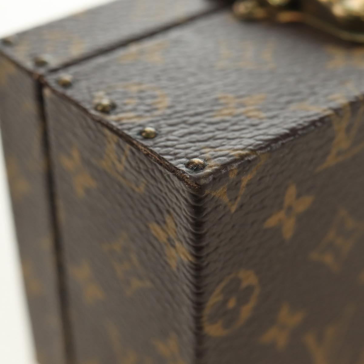 LOUIS VUITTON Monogram Jewelry case Jewelry Box LV Auth 181142SAV
