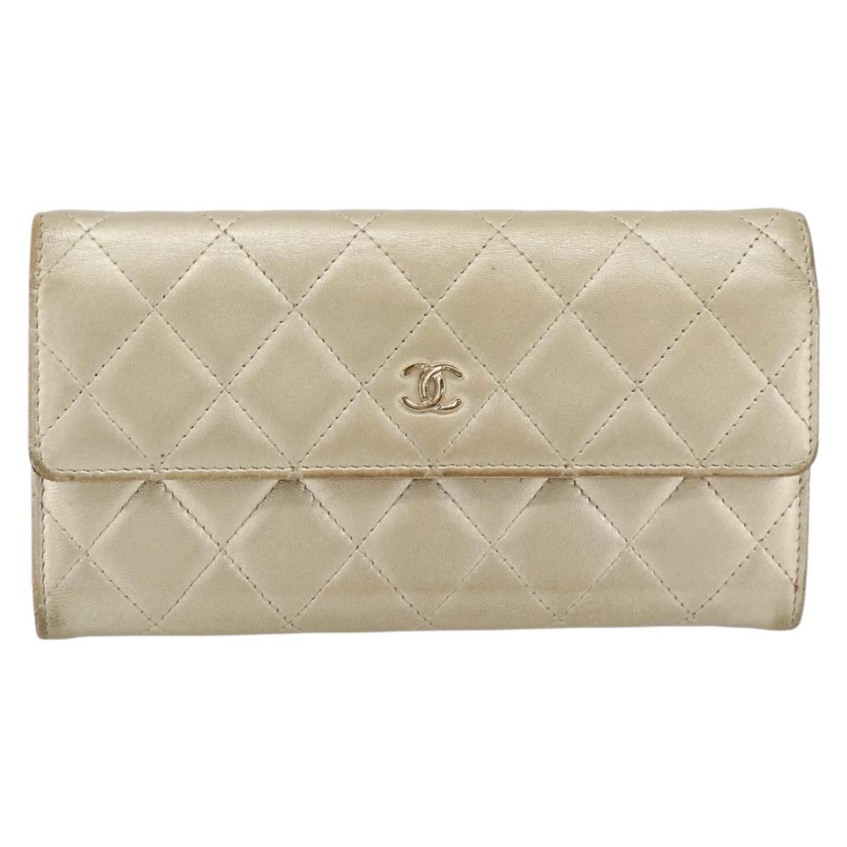 CHANEL Matelasse Long Wallet Lamb Skin Champagne Gold CC Auth 181461A