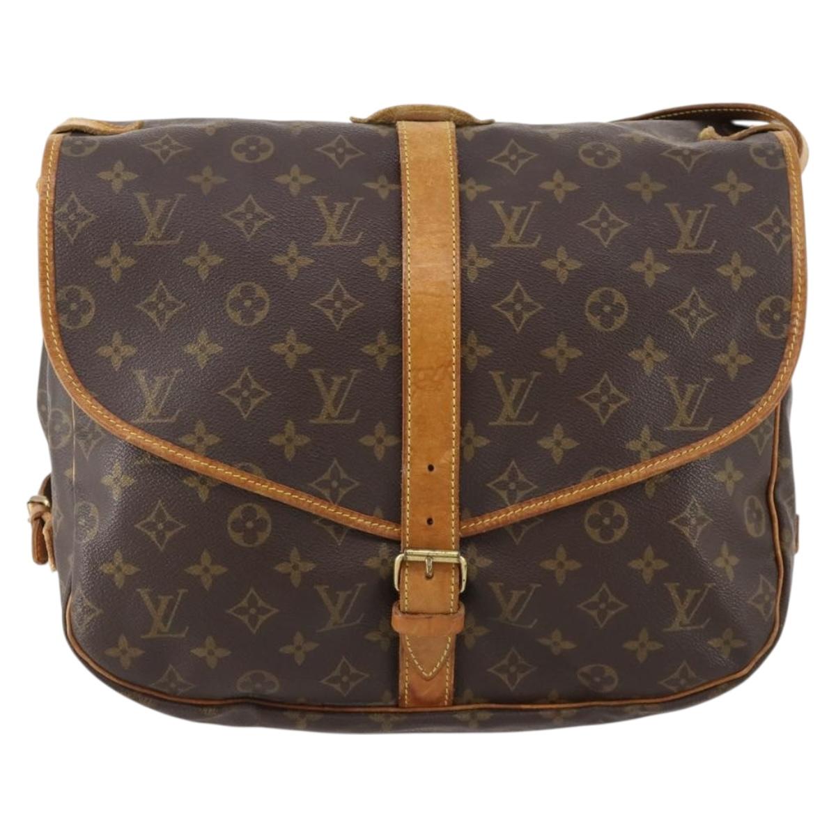 LOUIS VUITTON Monogram Saumur 35 Shoulder Bag M42254 LV Auth 181650