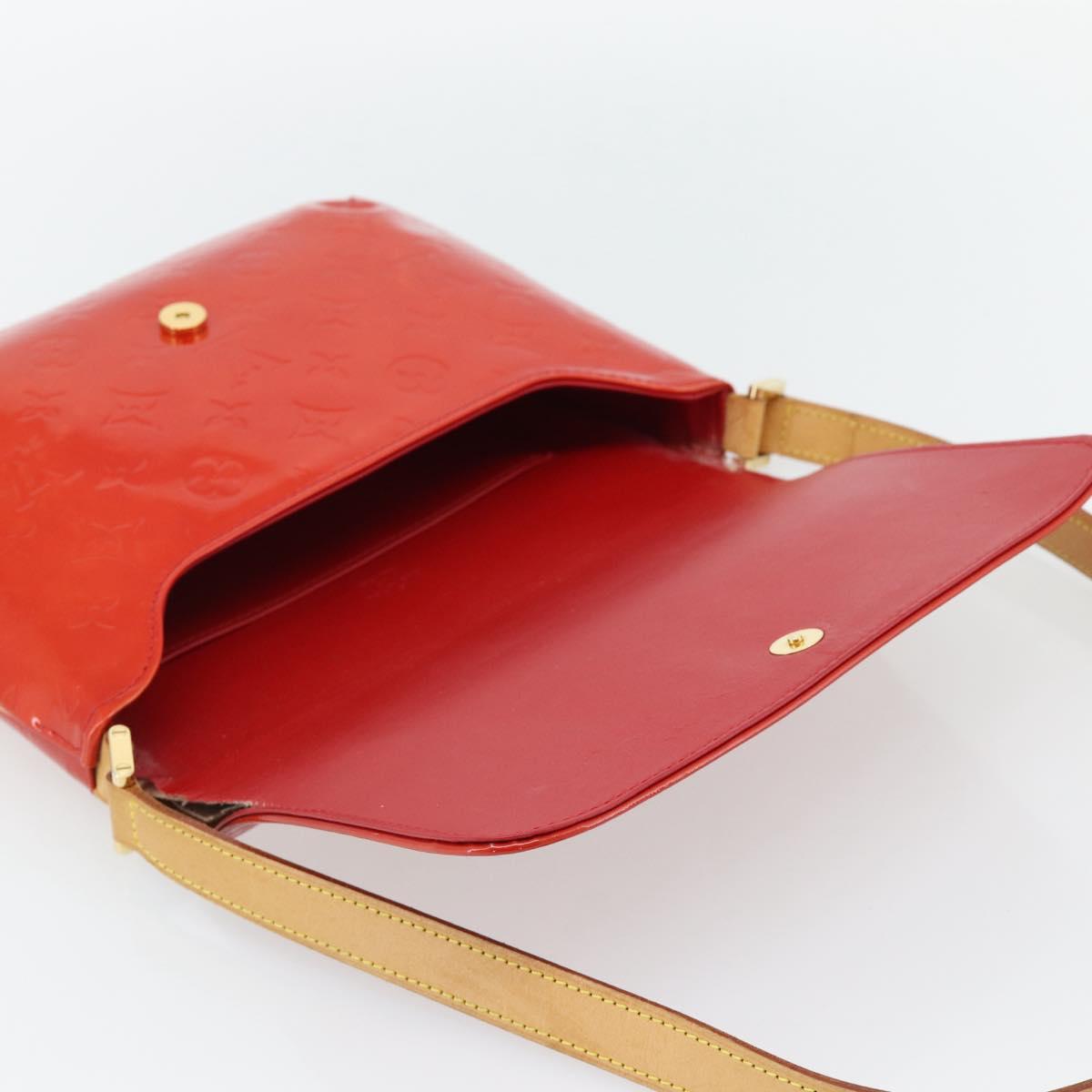 LOUIS VUITTON Monogram Vernis Thompson Street Bag Red Rouge M91094 Auth 181657