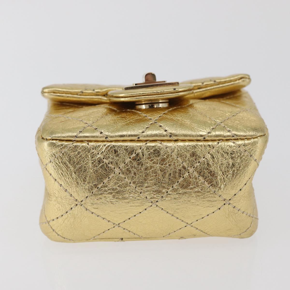 CHANEL Matelasse 2.55 Pouch Leather Gold CC Auth 181679SM