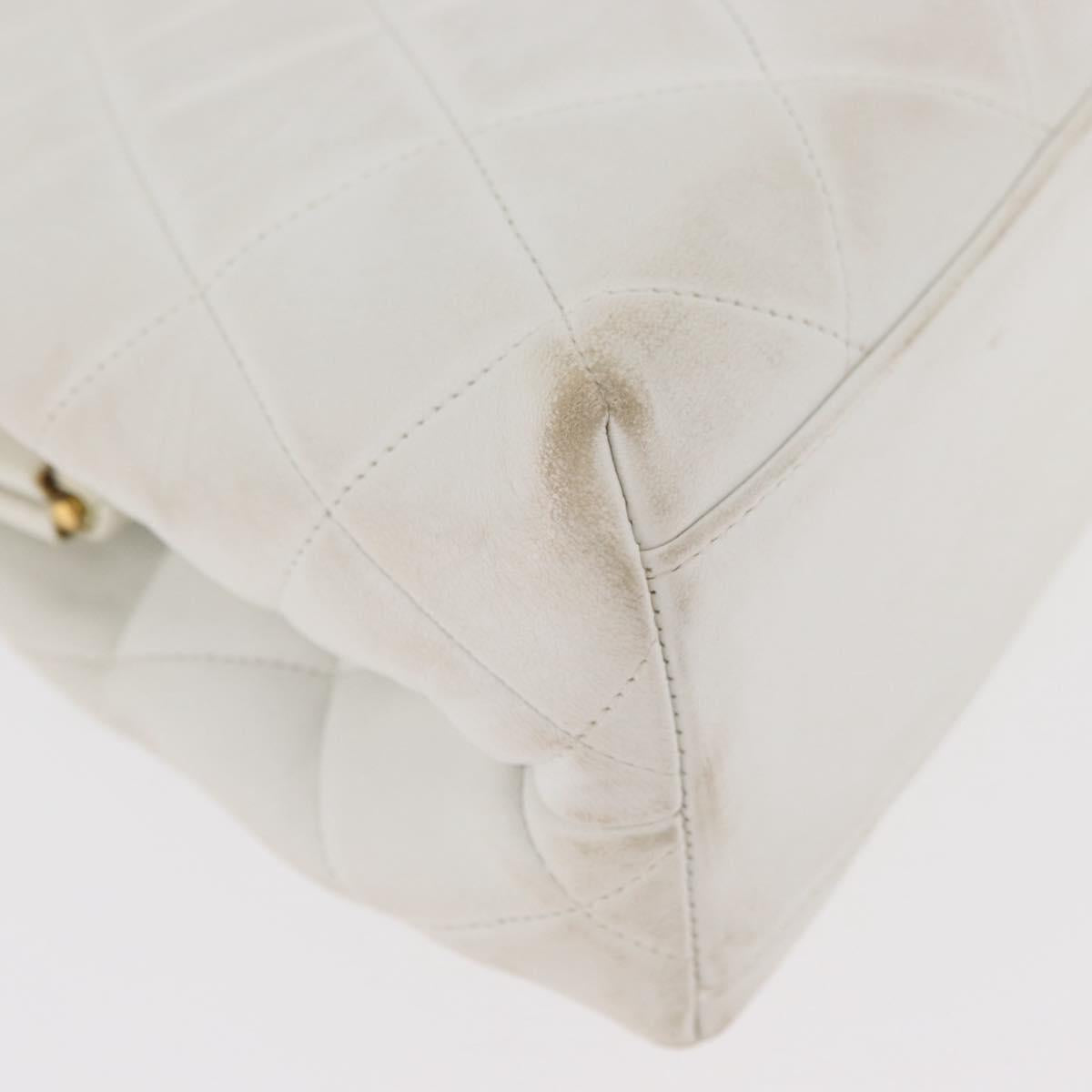 CHANEL Matelasse Chain Shoulder Bag Lamb Skin White Gold CC Auth 181776V