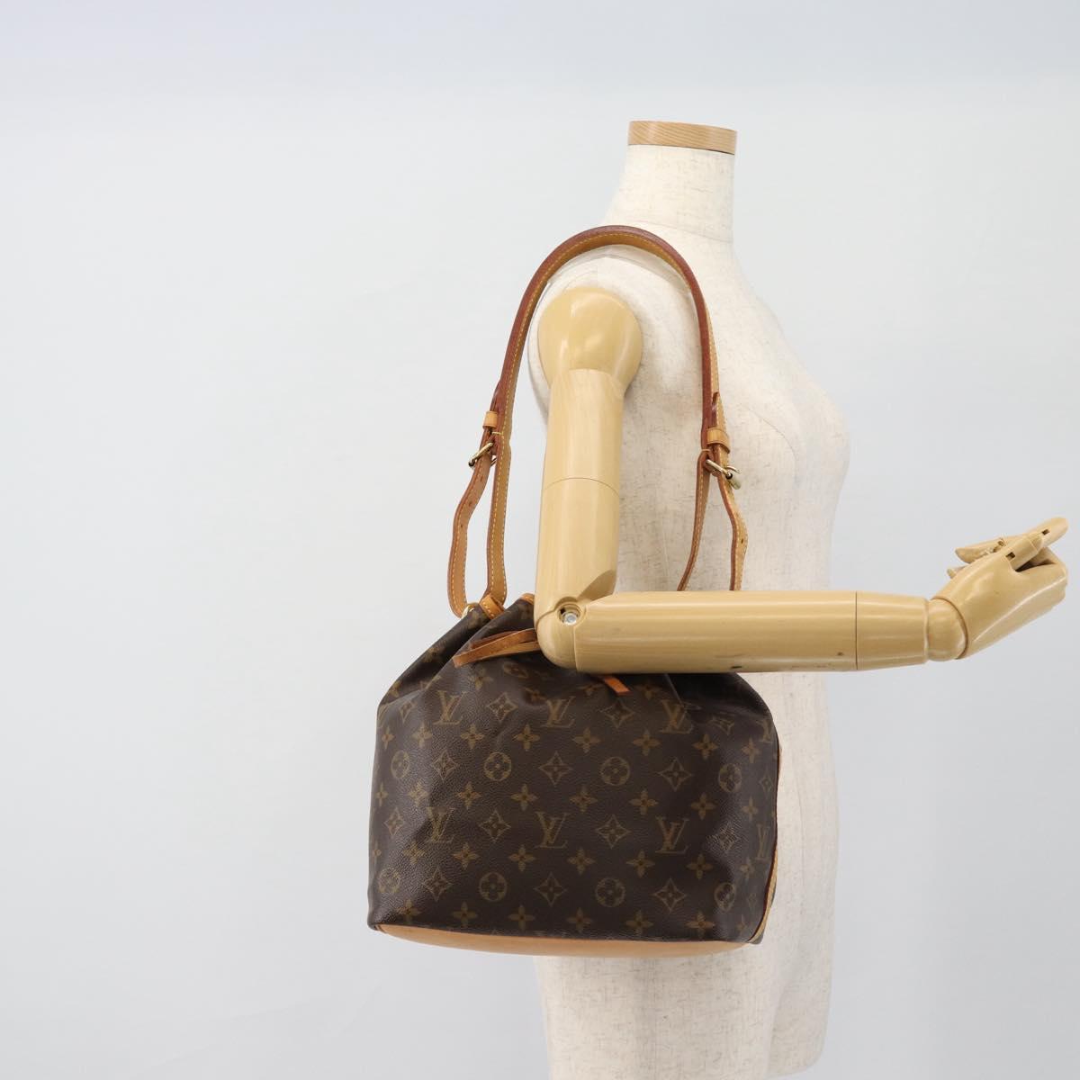 LOUIS VUITTON Monogram Petit Noe Shoulder Bag M42226 LV Auth 181855SAV