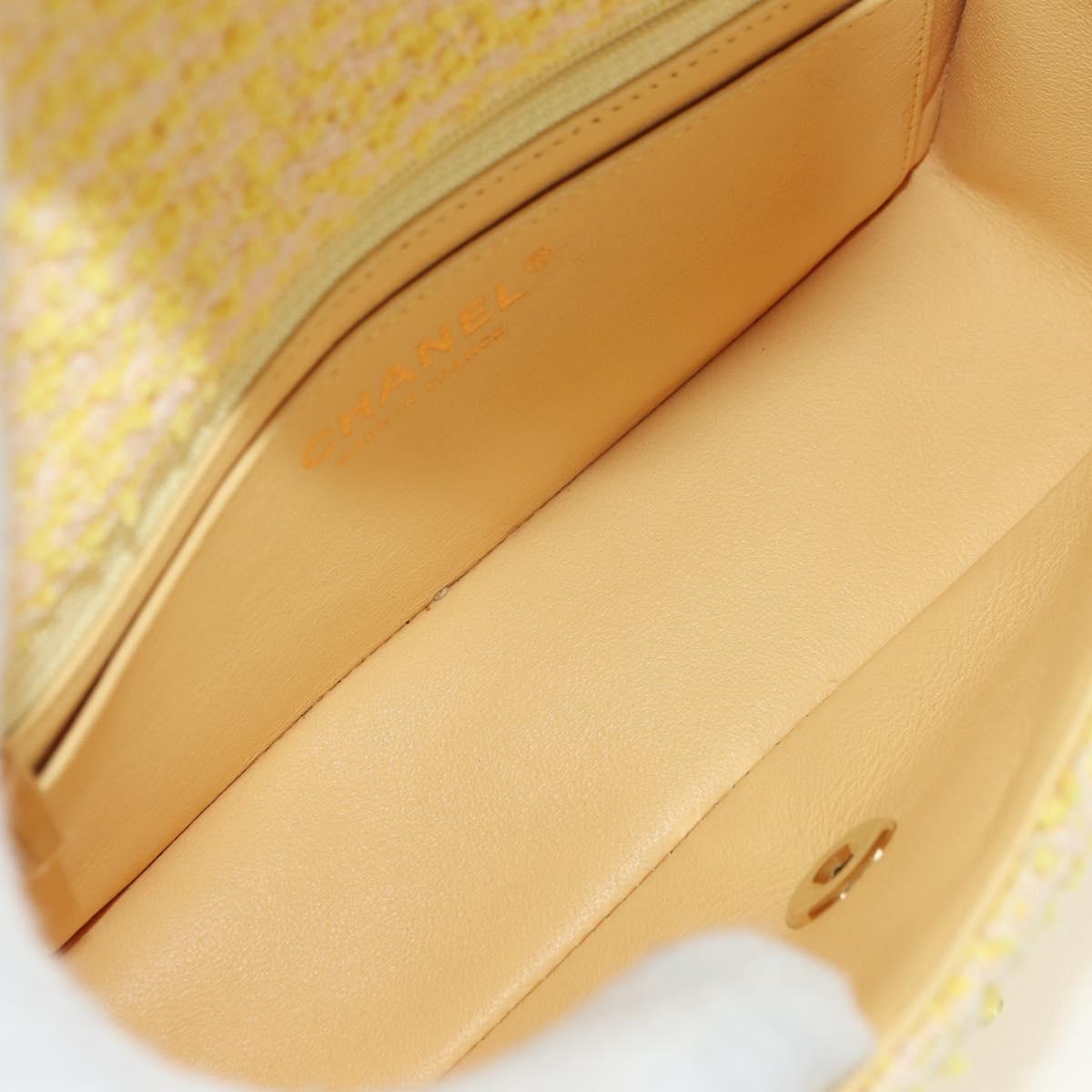 CHANEL Matelasse Chain Shoulder Bag Wool Tweed Yellow Gold CC Auth 181926SM