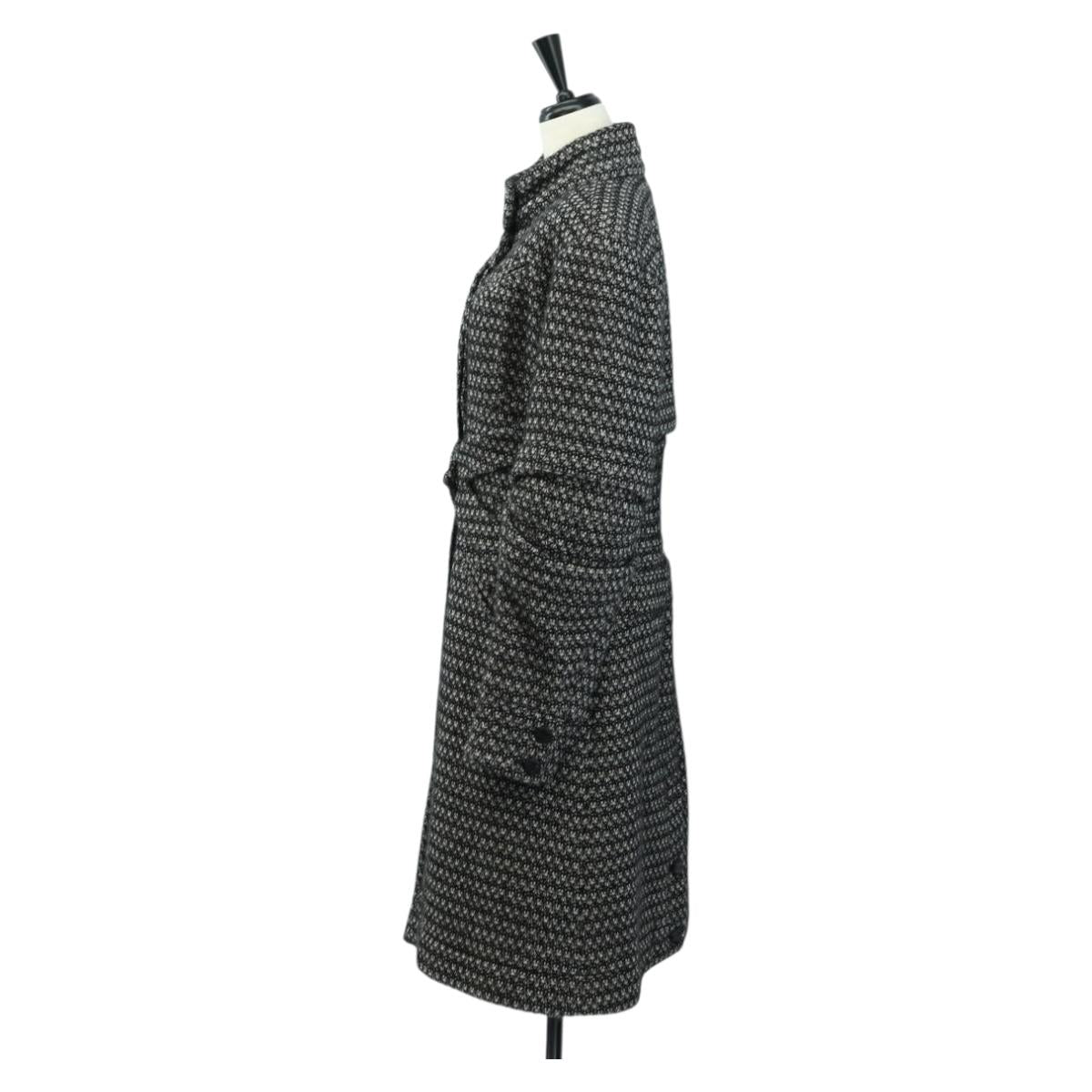 CHANEL Coat Wool Black CC Auth 181967V