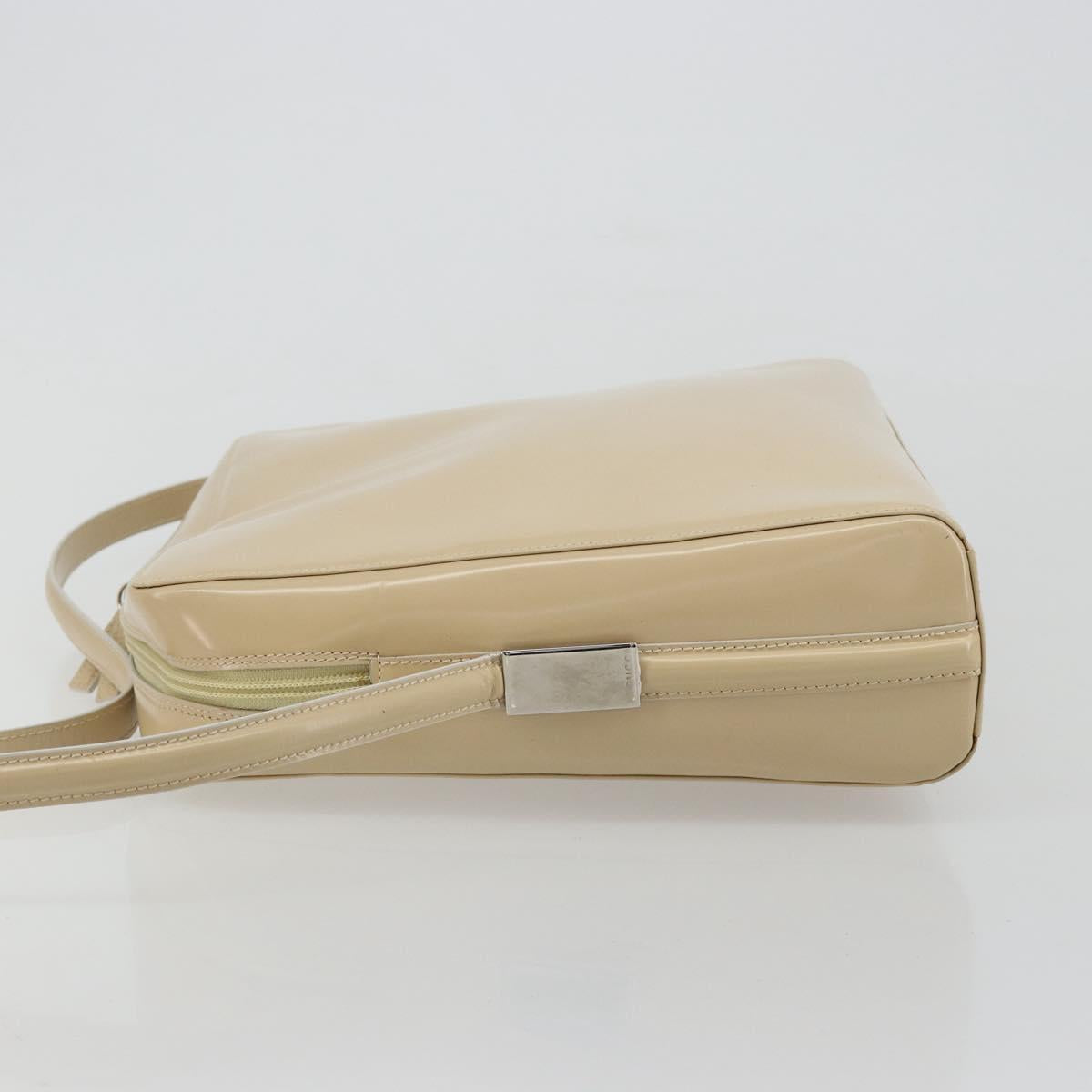GUCCI Shoulder Bag Patent leather Beige Silver Auth 182087