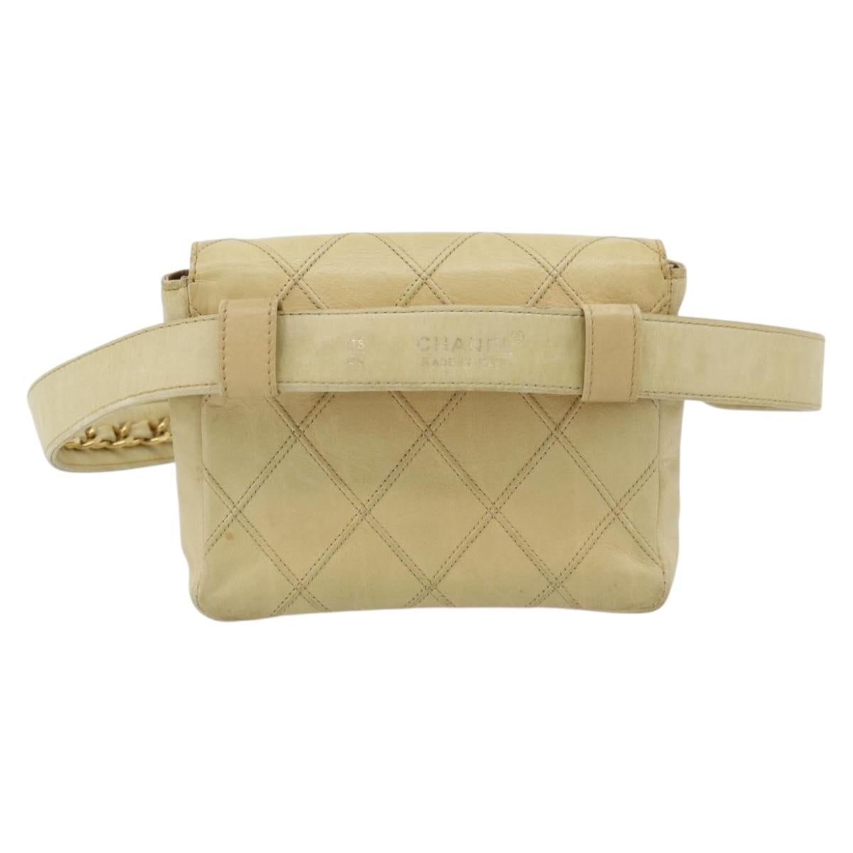 CHANEL Bicolore Waist bag Lamb Skin Beige Gold CC Auth 182545