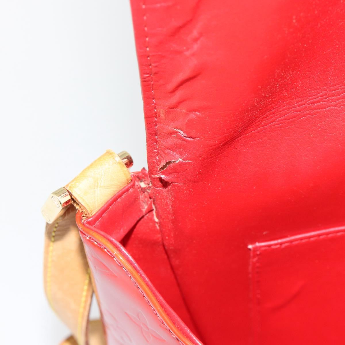 LOUIS VUITTON Monogram Vernis Thompson Street Bag Red Rouge M91094 Auth 182774