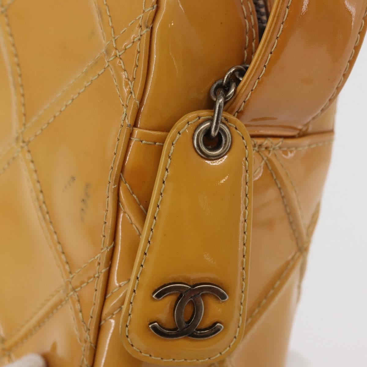CHANEL Bicolore Shoulder Bag Patent leather Yellow CC Auth 182869A