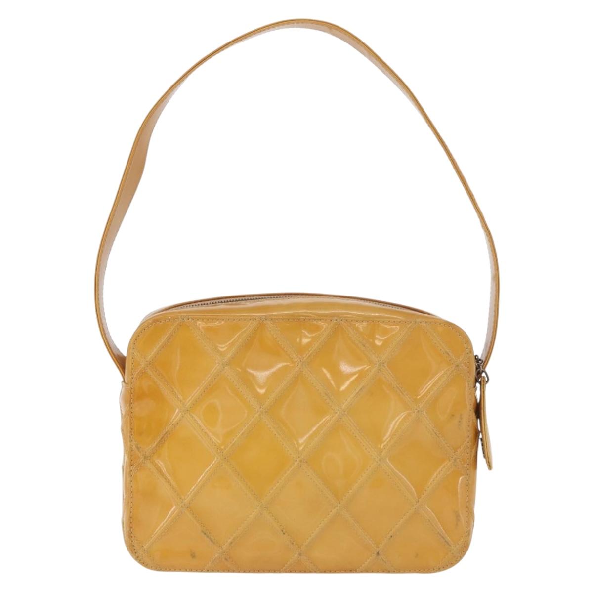 CHANEL Bicolore Shoulder Bag Patent leather Yellow CC Auth 182869A