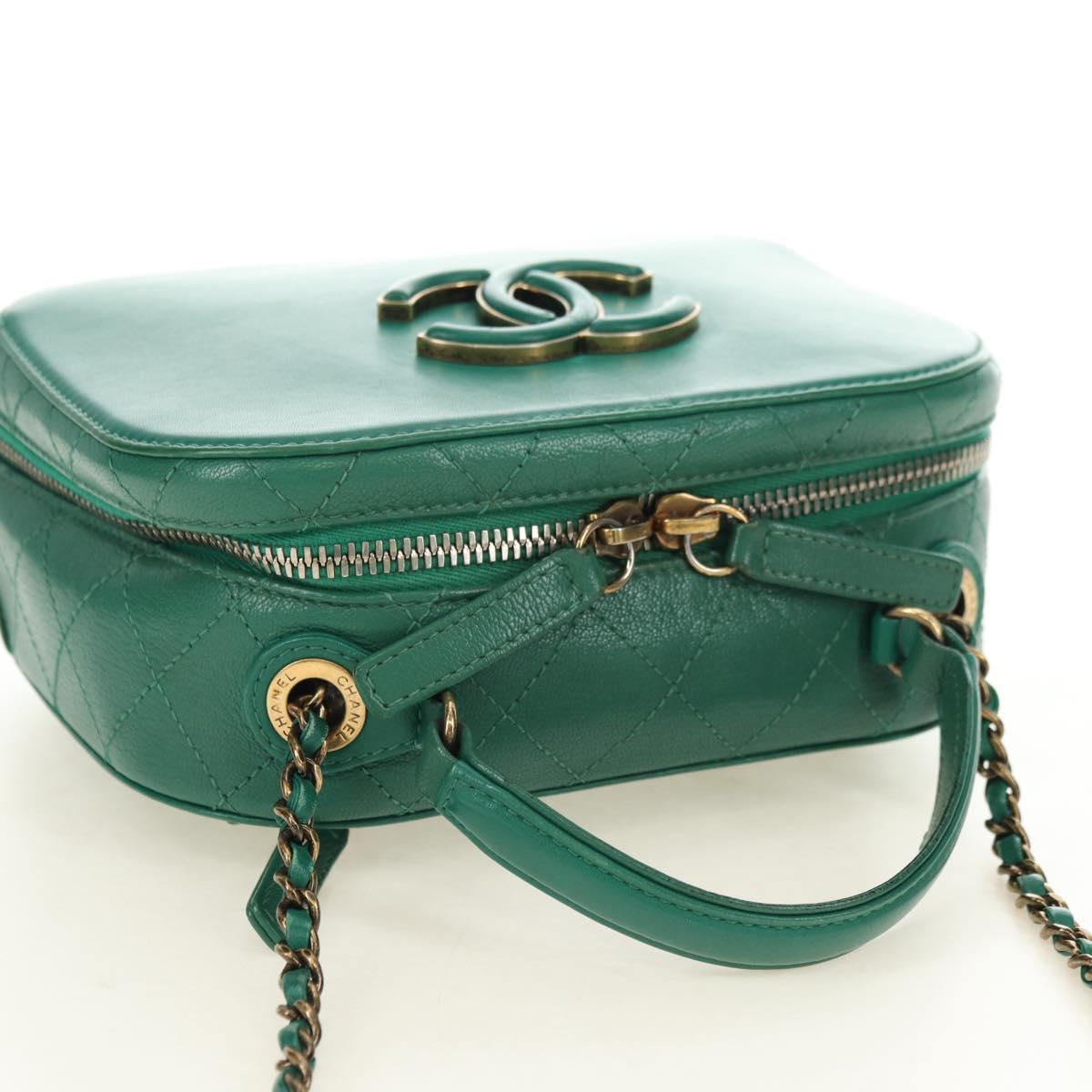 CHANEL Matelasse Chain Shoulder Bag Calf Skin 2way Green Gold CC Auth 182889V