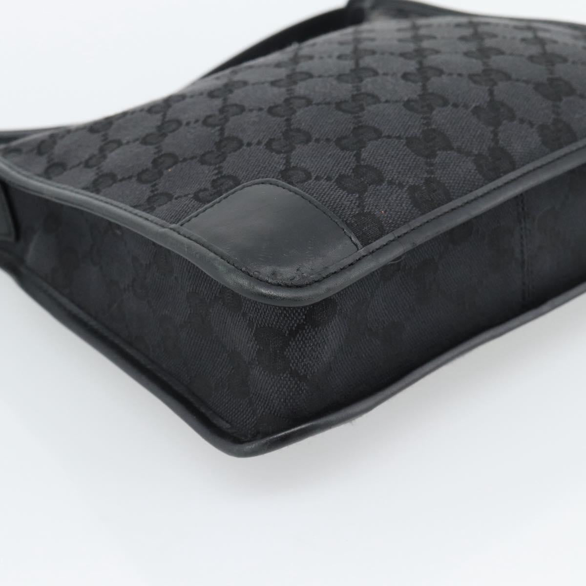 GUCCI GG Canvas Shoulder Bag Black Gold Auth 182901A