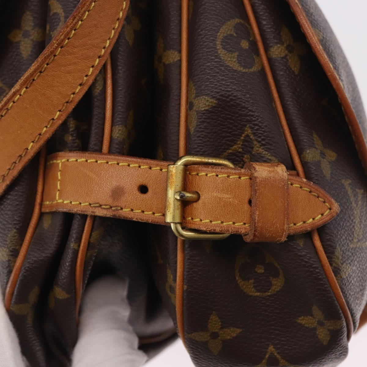 LOUIS VUITTON Monogram Saumur 30 Shoulder Bag M42256 LV Auth 182909A