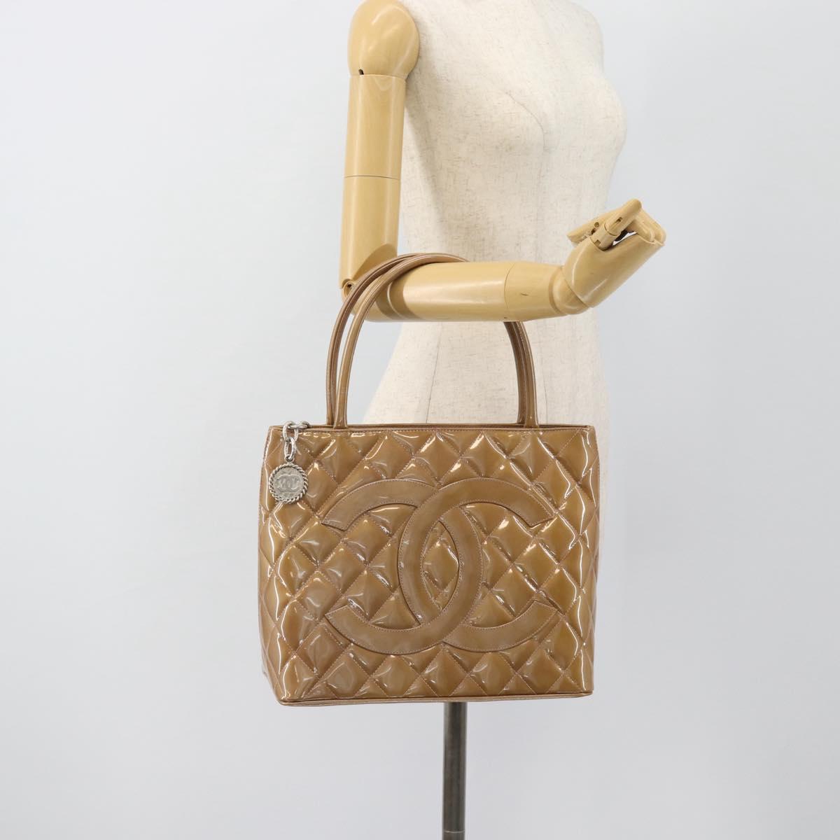 CHANEL Standard Tote Bag Patent leather Gold Silver CC Auth 183335A