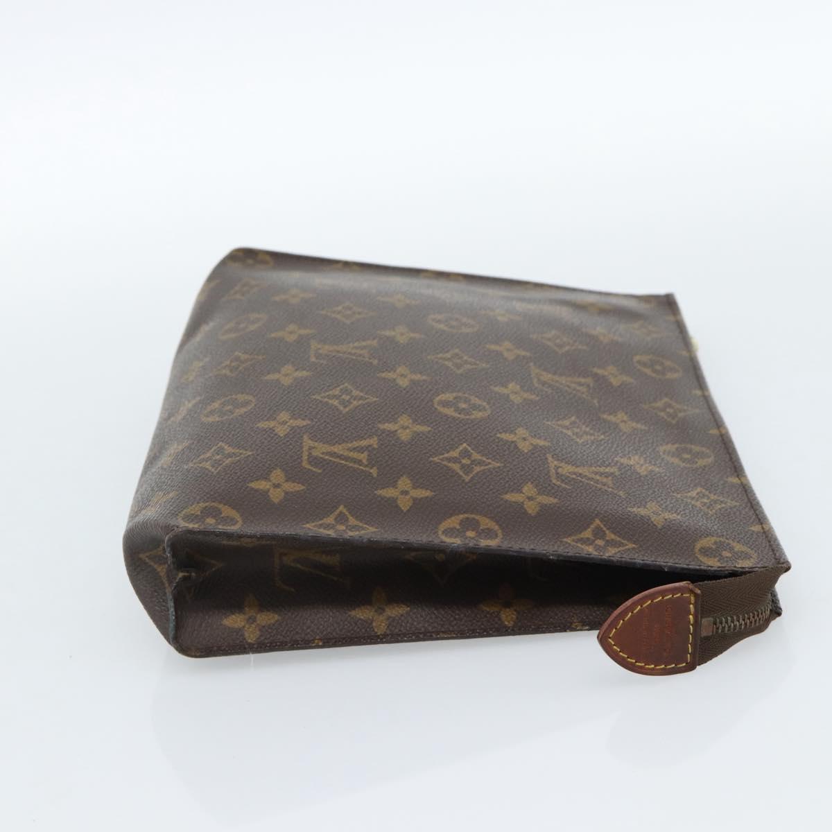 LOUIS VUITTON Monogram Poche Toilette 26 Pouch M47542 LV Auth 183404
