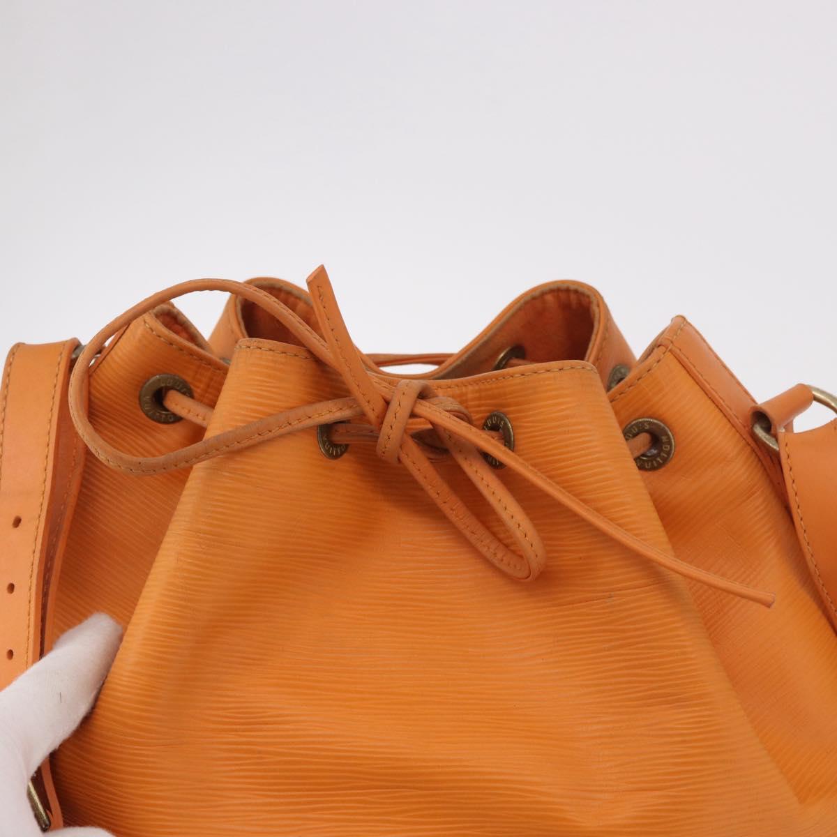 LOUIS VUITTON Epi Noe Shoulder Bag Orange Mandarin M5900H LV Auth 183750