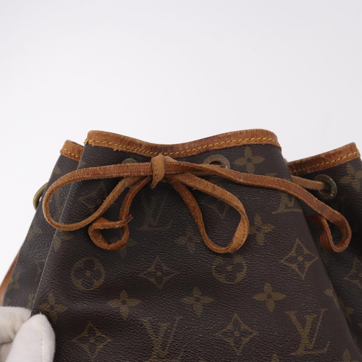 LOUIS VUITTON Monogram Petit Noe Shoulder Bag M42226 LV Auth 184183