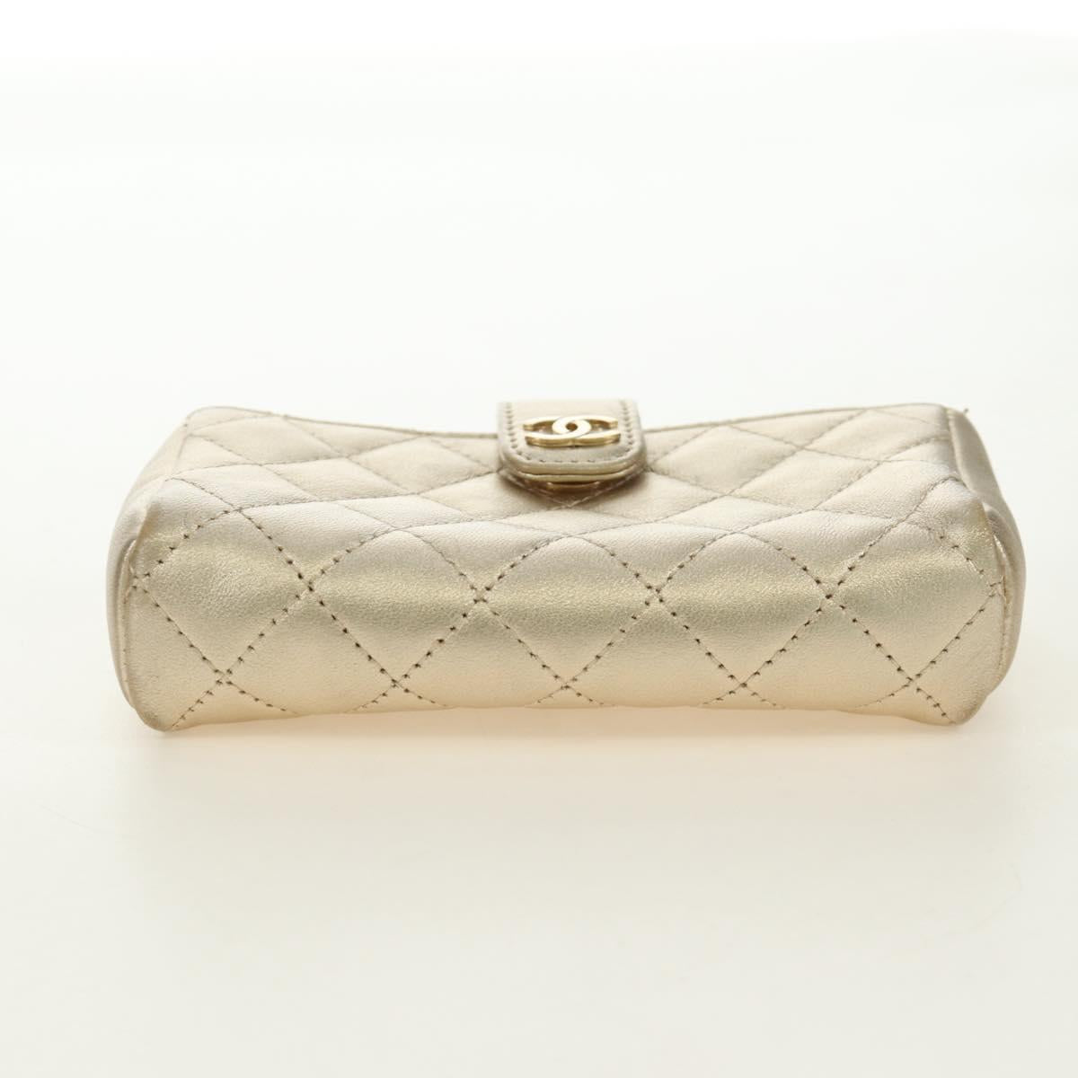 CHANEL Matelasse Pouch Lamb Skin Gold CC Auth 184257M
