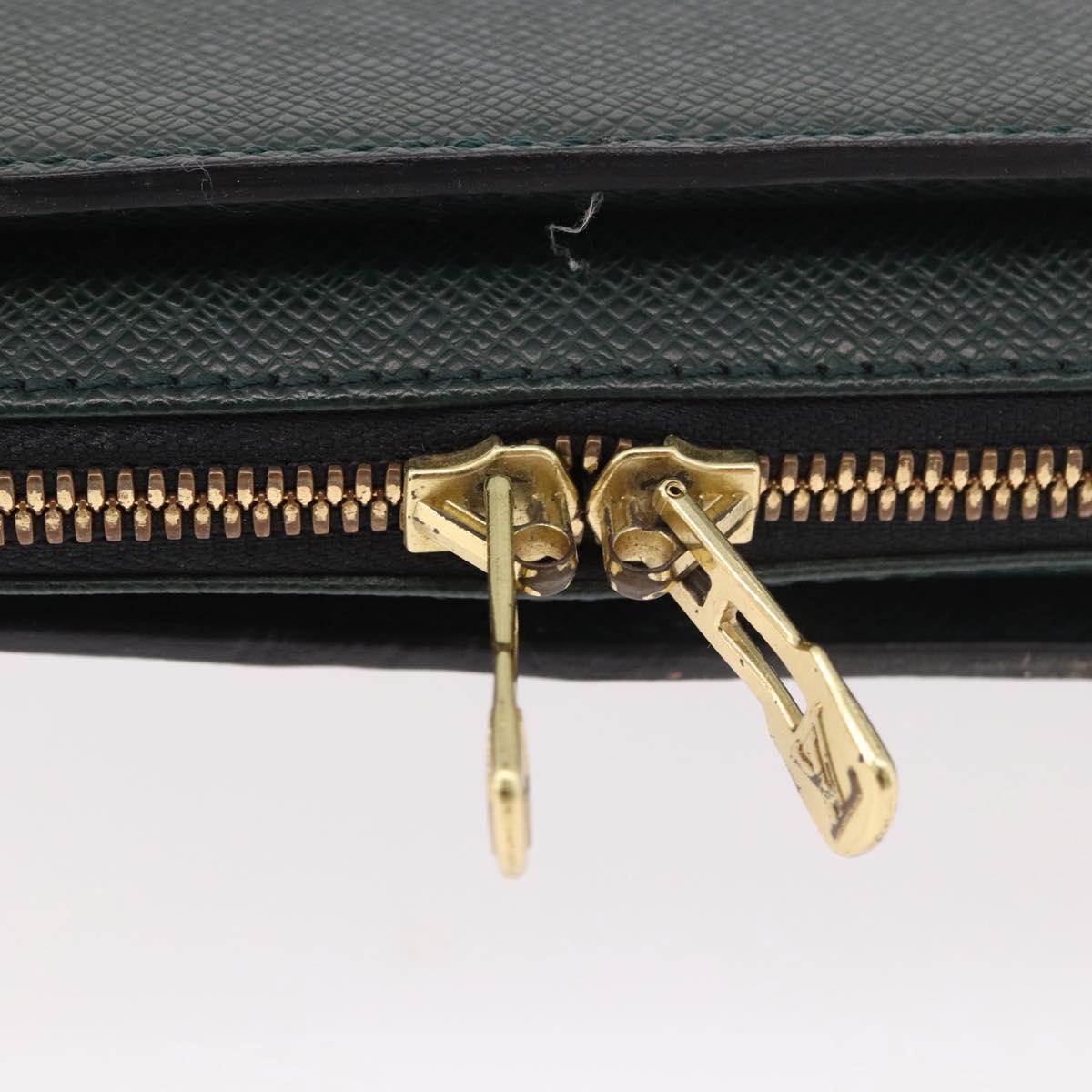 LOUIS VUITTON Taiga Baltic Briefcase Epicea M30064 LV Auth 184298