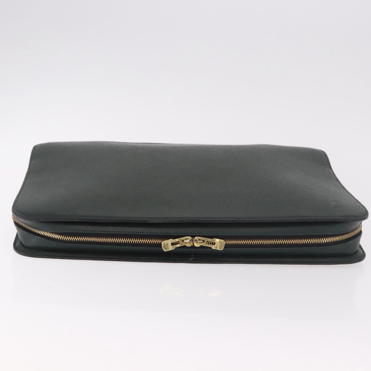 LOUIS VUITTON Taiga Baltic Briefcase Epicea M30064 LV Auth 184298