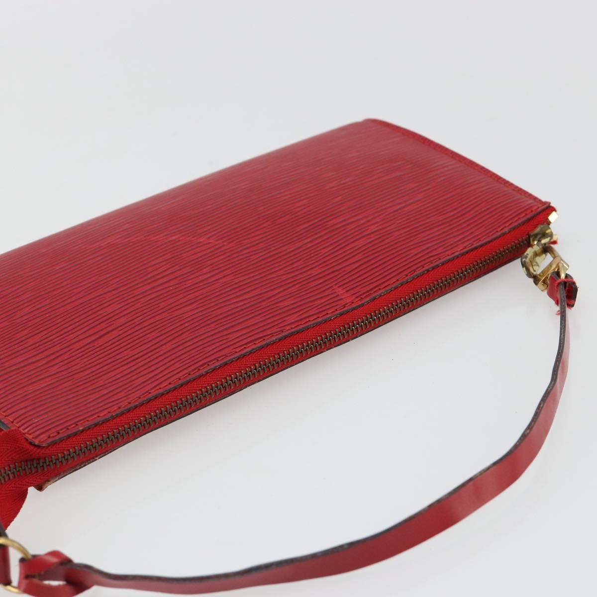LOUIS VUITTON Epi Pochette Accessoires Pouch Red M52947 LV Auth 184334