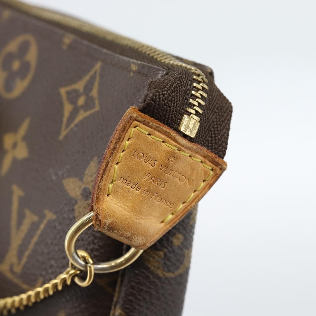 LOUIS VUITTON Monogram Mini Pochette Accessoires Pouch N41667 LV Auth 184348A
