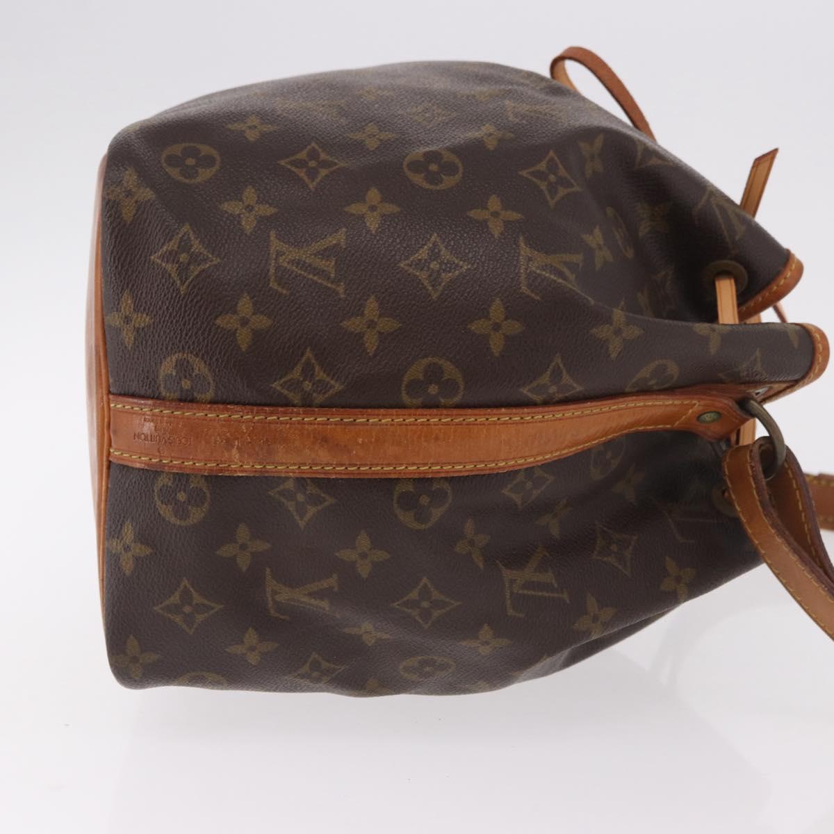 LOUIS VUITTON Monogram Petit Noe Shoulder Bag M42226 LV Auth 184376A