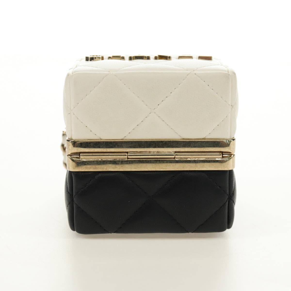 CHANEL Matelasse Chain Shoulder Pouch Lamb Skin Black Gold CC Auth 184641SAM