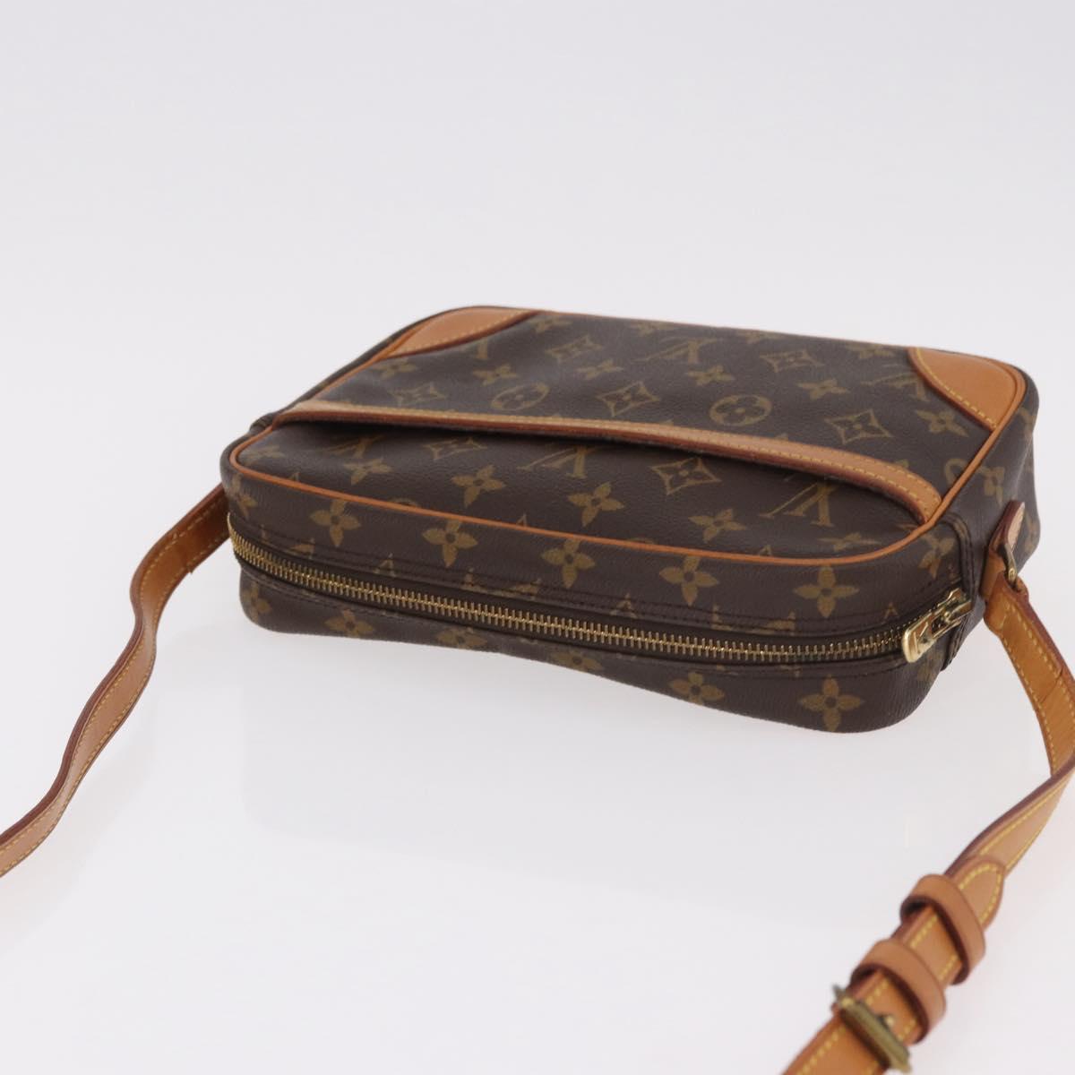 LOUIS VUITTON Monogram Trocadero 27 Shoulder Bag M51274 LV Auth 184675