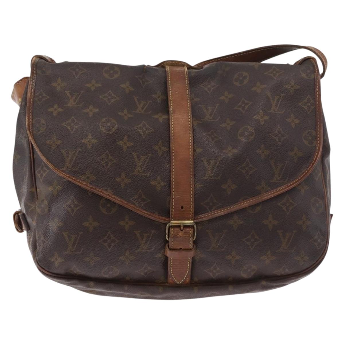 LOUIS VUITTON Monogram Saumur 35 Shoulder Bag M42254 LV Auth 184676