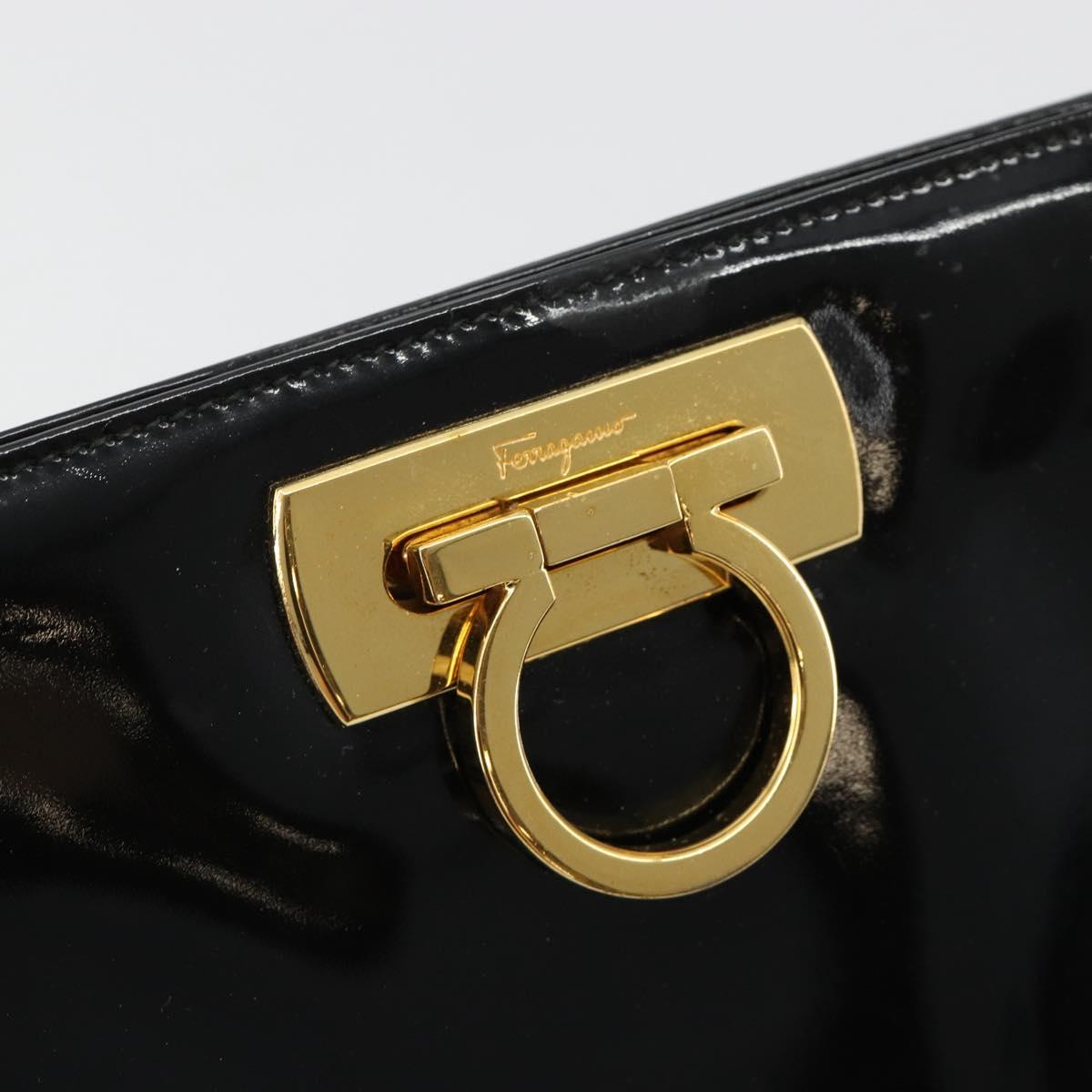 Salvatore Ferragamo Gancini Chain Bag Patent leather Black Gold Auth 184797